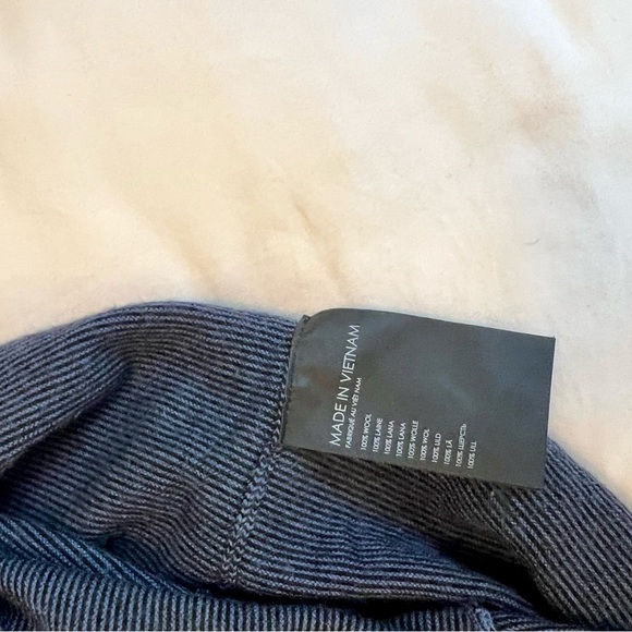 Club Monaco End-on-End Merino Wool Crewneck Sweater XL - Picture 7 of 7